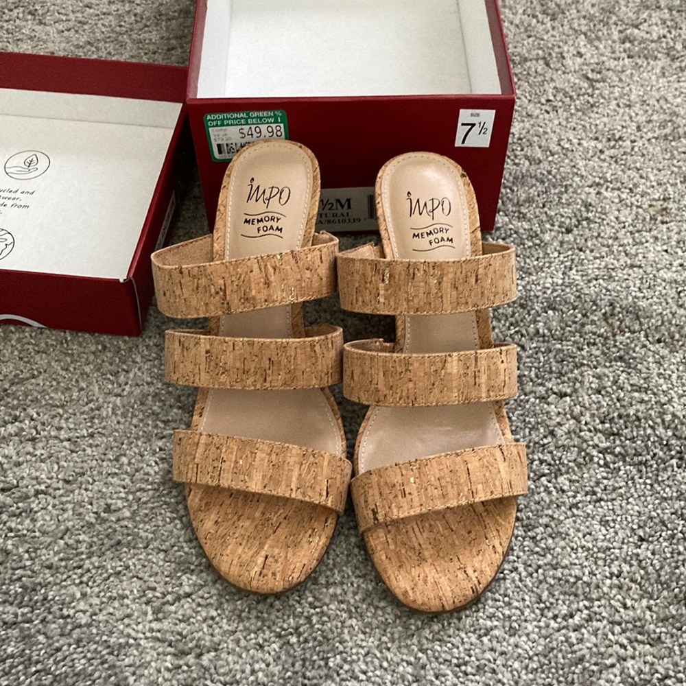 NWT Impo Wedge Sandals